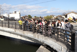 写真：スタンプラリーツアー「歴史文化ツアー」の様子4