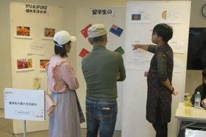 写真：留学生の国の文化紹介