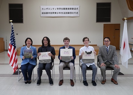 写真：表敬訪問