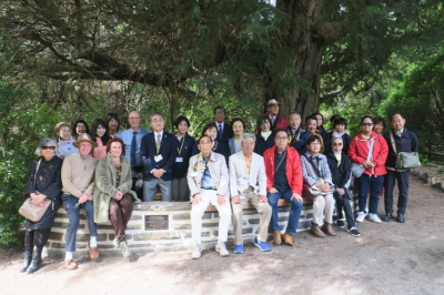 写真：除幕式の様子2