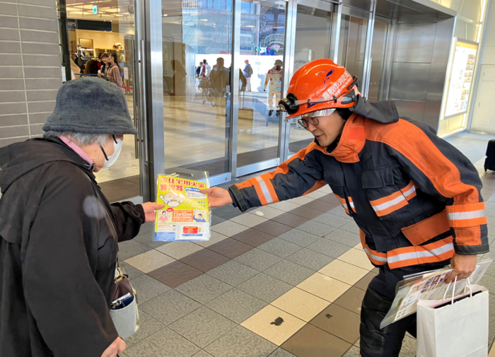 写真:広報活動の様子2