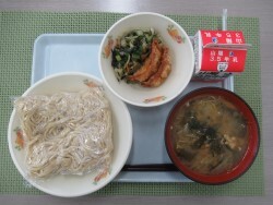 写真:小学校献立2024年4月24日