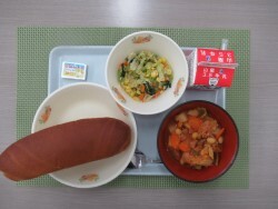 写真：中学校献立2024年6月6日