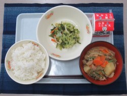 写真：小学校献立2023年12月12日