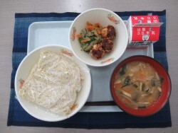 写真:中学校献立2024年1月17日