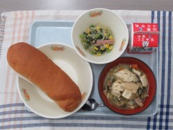 写真:小学校献立2024年2月15日