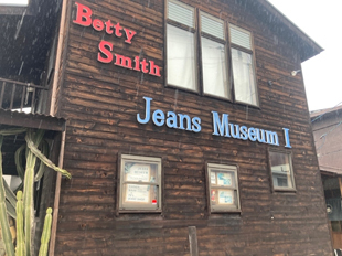 写真：Betty Smith Jeans Museum