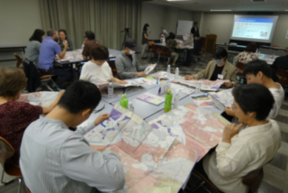 写真：外国人と学ぶ防災講座1