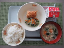 写真:13日の献立