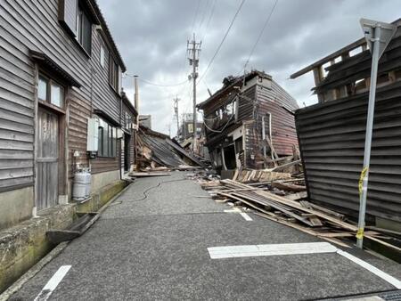 写真：倒壊家屋