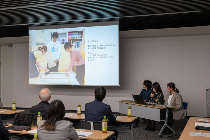 写真:倉敷芸術科学大学学生の発表