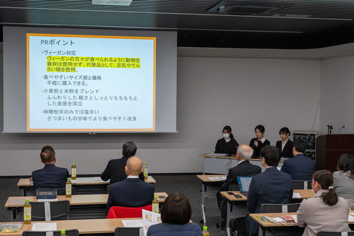 写真:くらしき作陽大学の発表の様子