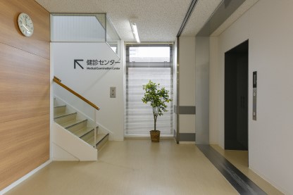 写真：健診センター階段