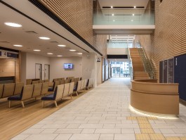 写真：中央受付