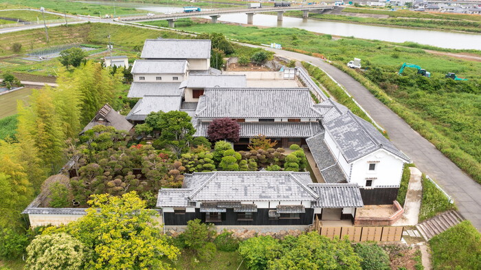 瀬崎家住宅主屋ほか外観