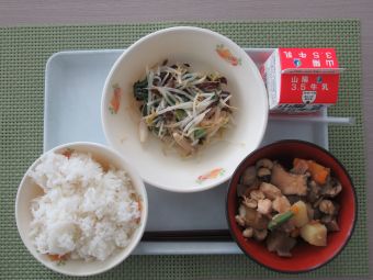 令和7年4月15日献立写真(小学校)