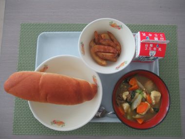 令和7年6月5日献立写真（小学校）