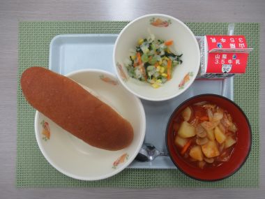 令和7年6月12日献立写真（小学校）