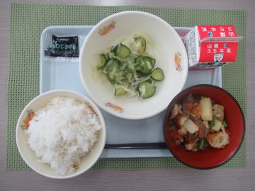 令和7年6月27日献立写真（中学校）