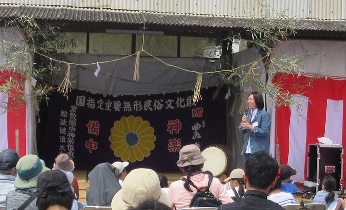挨拶をする伊東市長の写真