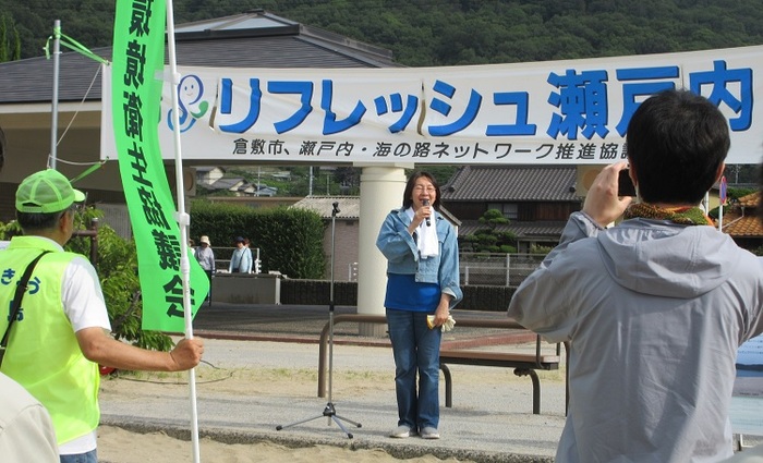 活動前に挨拶をする伊東市長の写真