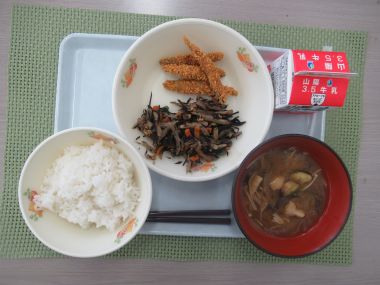 令和7年9月22日献立写真