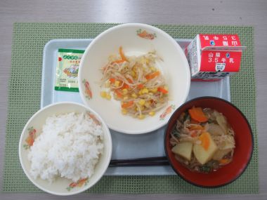 令和7年9月26日献立写真（中学校）