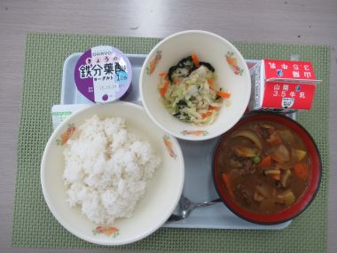 令和7年10月10日献立写真（中学校）