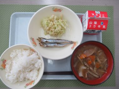 令和7年10月15日献立写真（小学校）