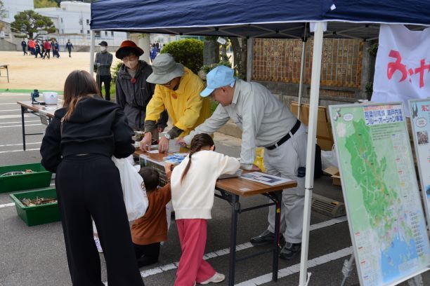 写真:啓発ブースの様子1