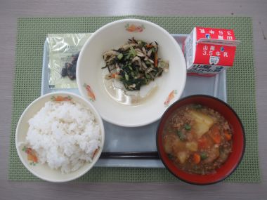 令和7年11月11日献立写真（中学校）