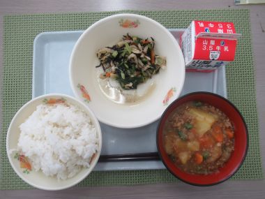 令和7年11月11日献立写真（小学校）