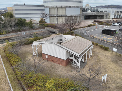 スライディングルーフ観測室の画像