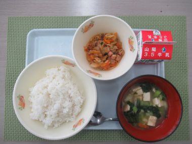 令和7年12月2日献立写真（小学校）