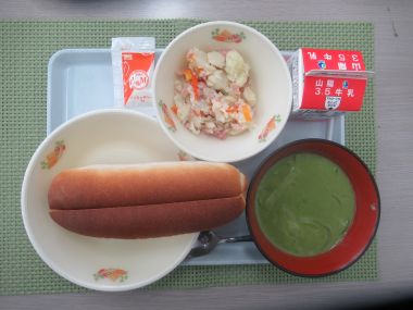 令和7年12月4日献立写真（小学校）