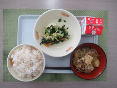 令和7年12月9日献立写真（小学校）