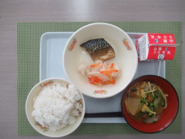 令和7年12月23日献立写真