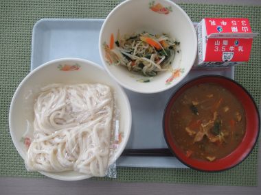 令和8年2月4日献立写真（小学校）