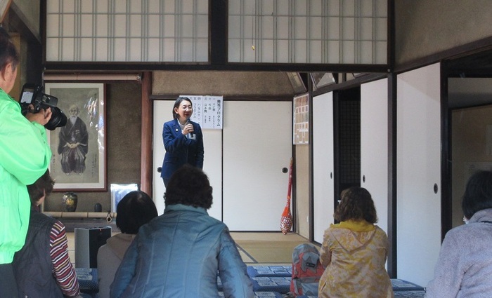 挨拶をする伊東市長の写真