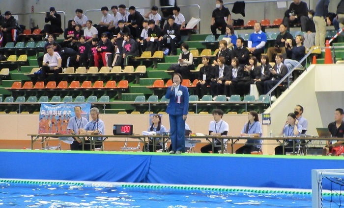 挨拶をする伊東市長の写真