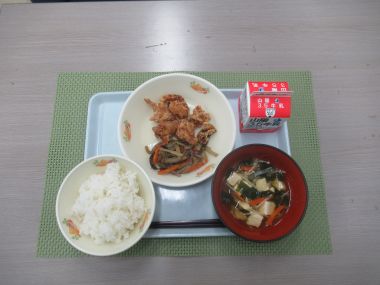 令和8年4月15日献立写真