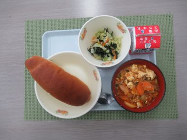 令和8年4月16日献立写真（小学校）