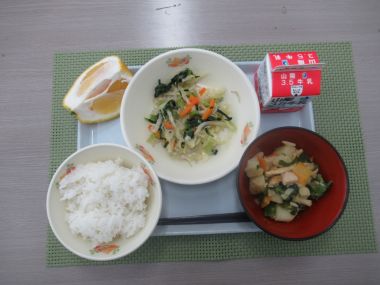 令和8年4月24日献立写真（中学校）