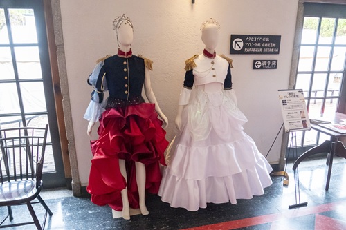 写真：衣装展示の様子