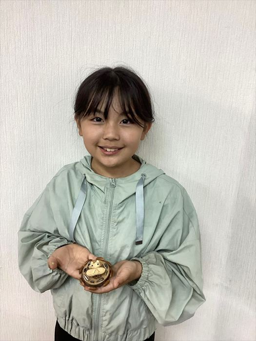 作った作品と一緒に1