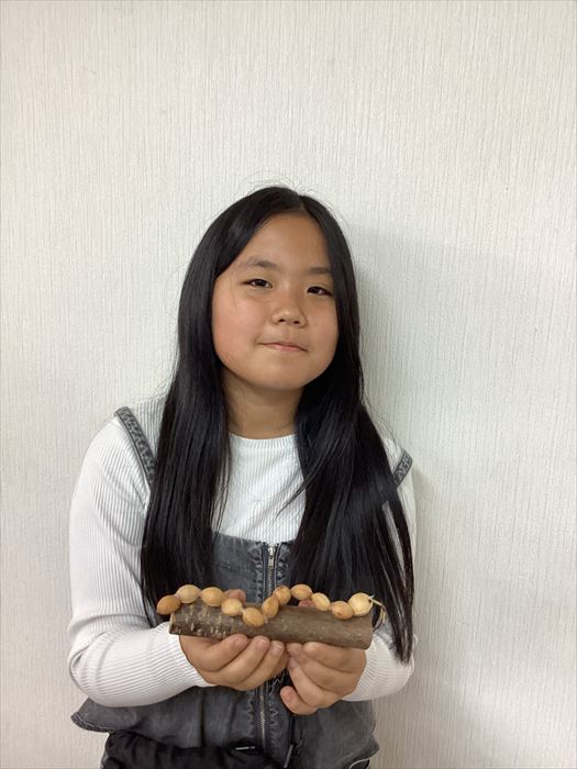 作った作品と一緒に2