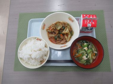 令和8年5月18日献立写真（小学校）