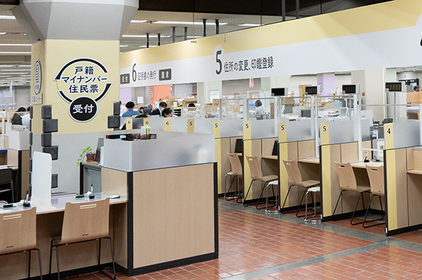 ローカウンターを設置した本庁市民課の写真